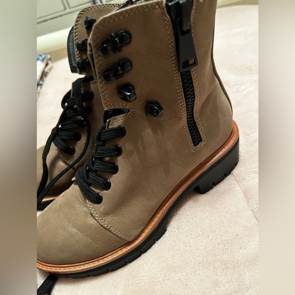 Combat Boots - Picture 5 of 5